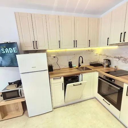 Sunny Dream Family Apartment *