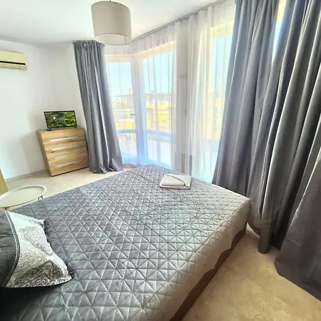 Apartment Sunny Dream Family Slantschew brjag